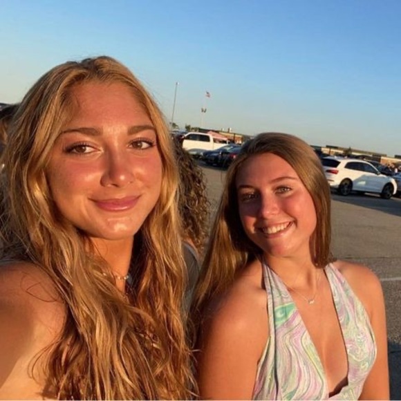 Meet your Posher, Keirsten - Picture 1 of 1